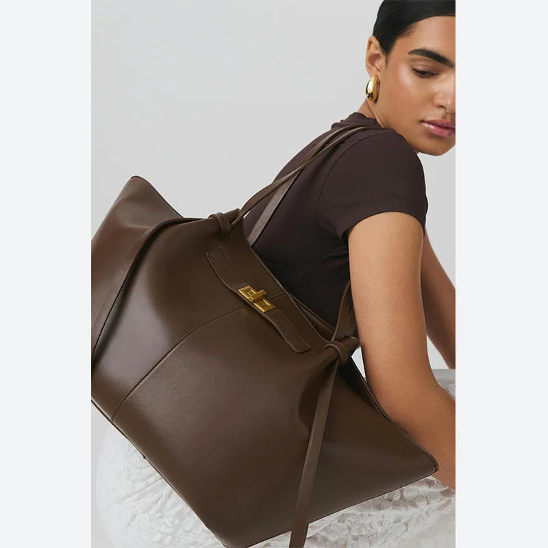 P097 - Women's Trapeze Shoulder Bag - Designer Lock Handbag